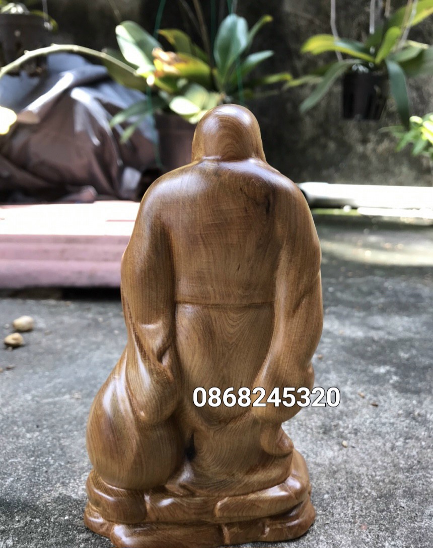 Tượng phật di lặc kéo bao vàng bằng gỗ bách xanh thơm nức kt cao 15×8.8×6cm