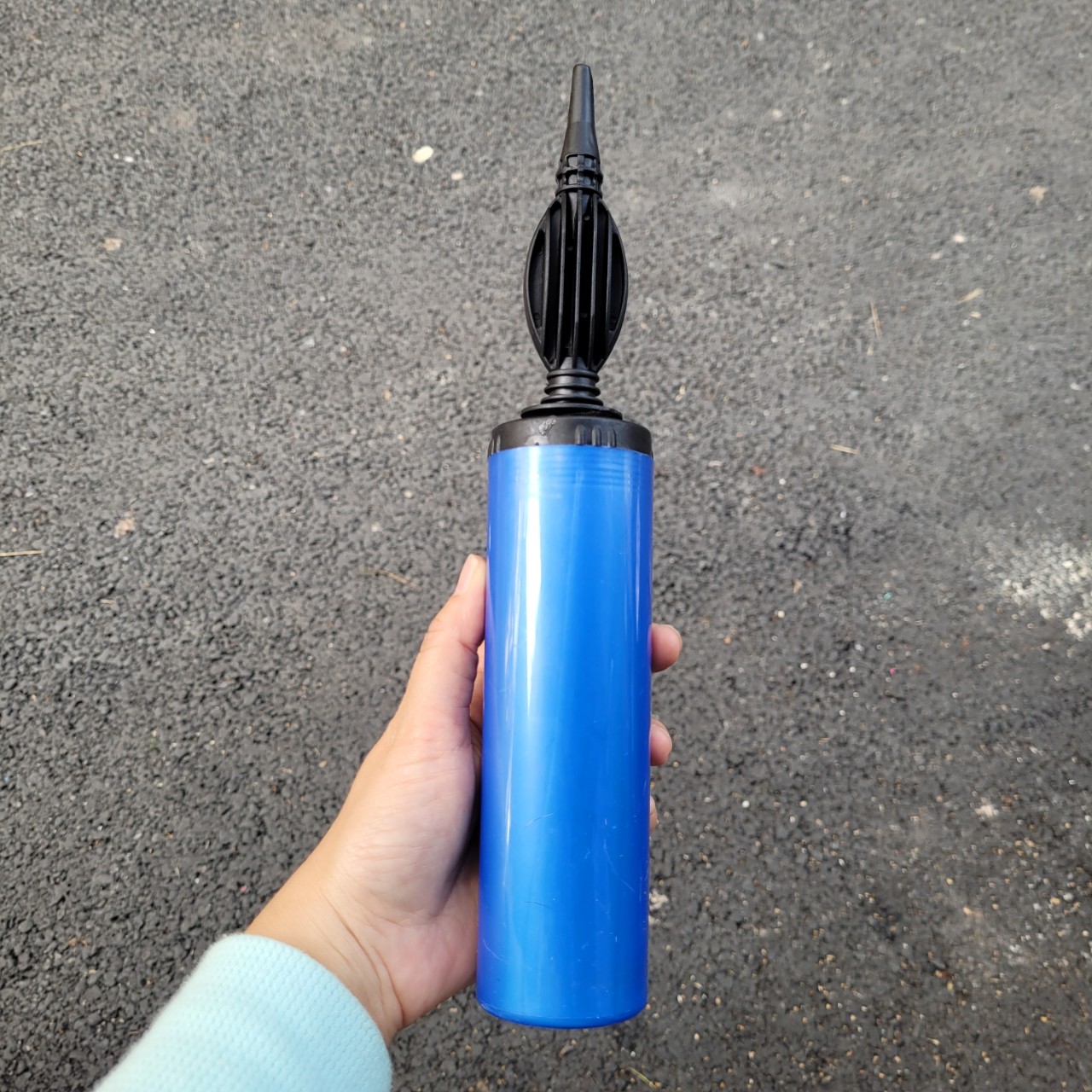 Đồ bơm bong bóng cầm tay loại to