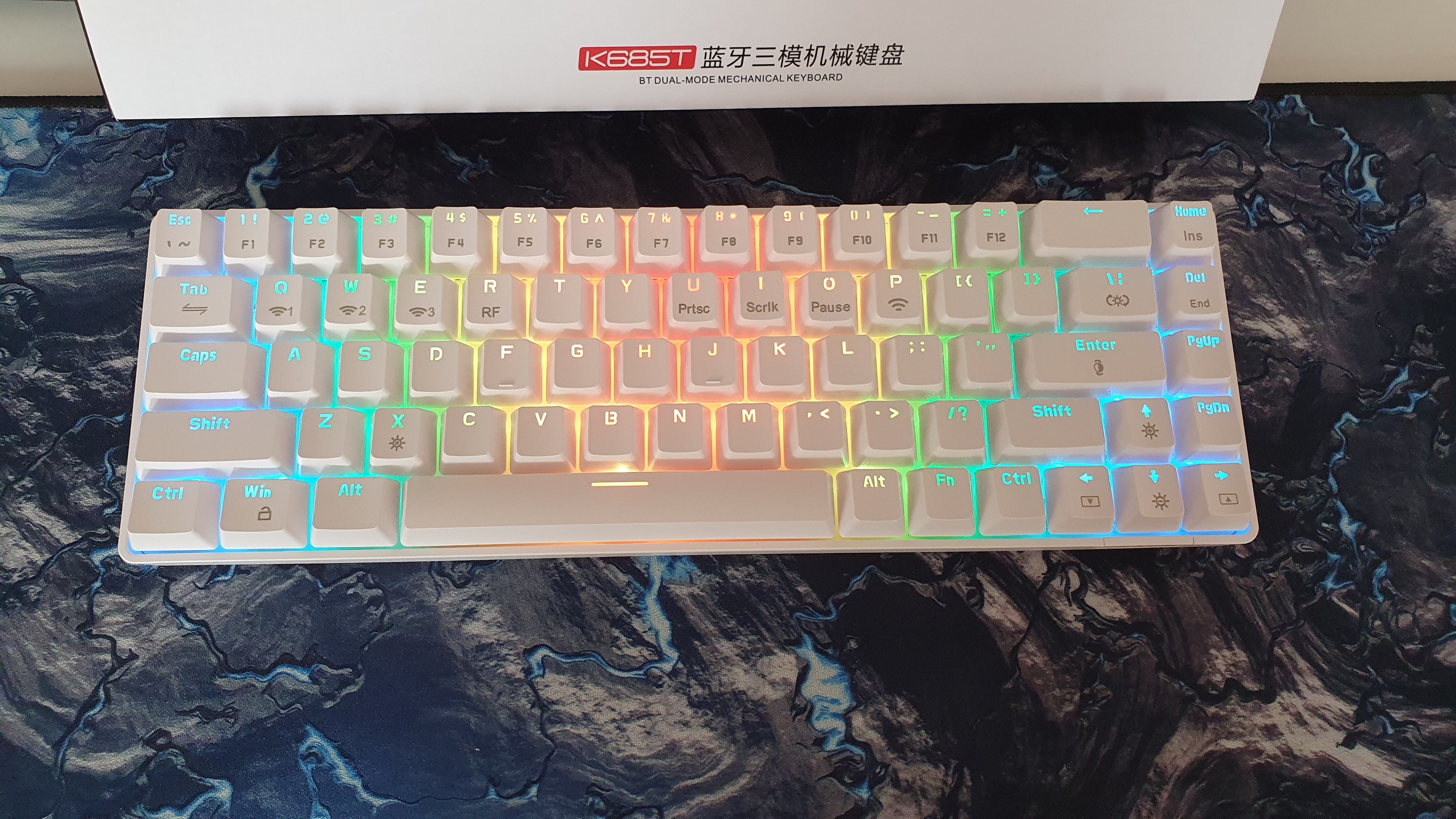 Bàn phím cơ AJAZZ K685T White RGB Bluetooth Hotswap - Hàng chính hãng