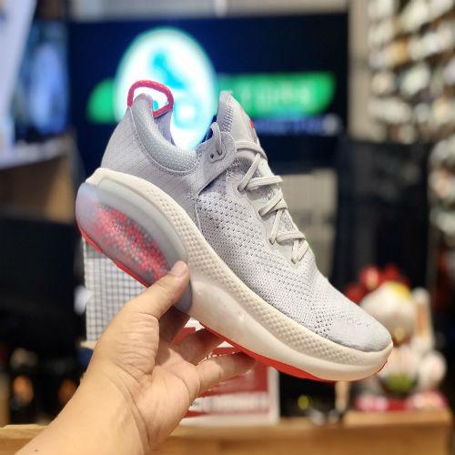 Giày Sneaker Thời Trang