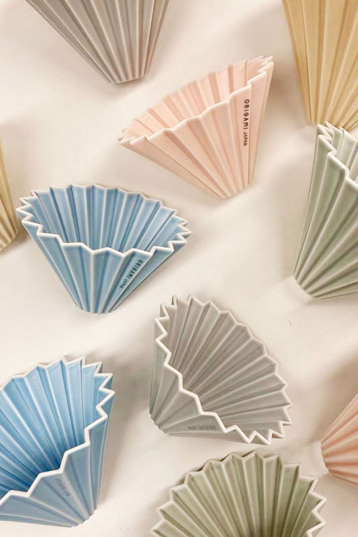 Phễu sứ V60 01 Origami Dripper S Pour over