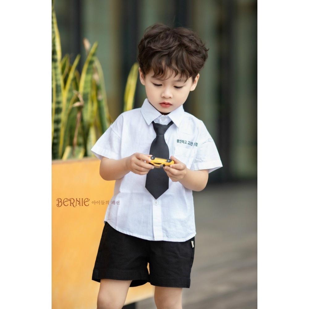 Bộ bé trai áo sơ mi quần đùi sooc kèm cavat phong cách Hàn Quốc cho bé từ cho bé 9 đến 24kg