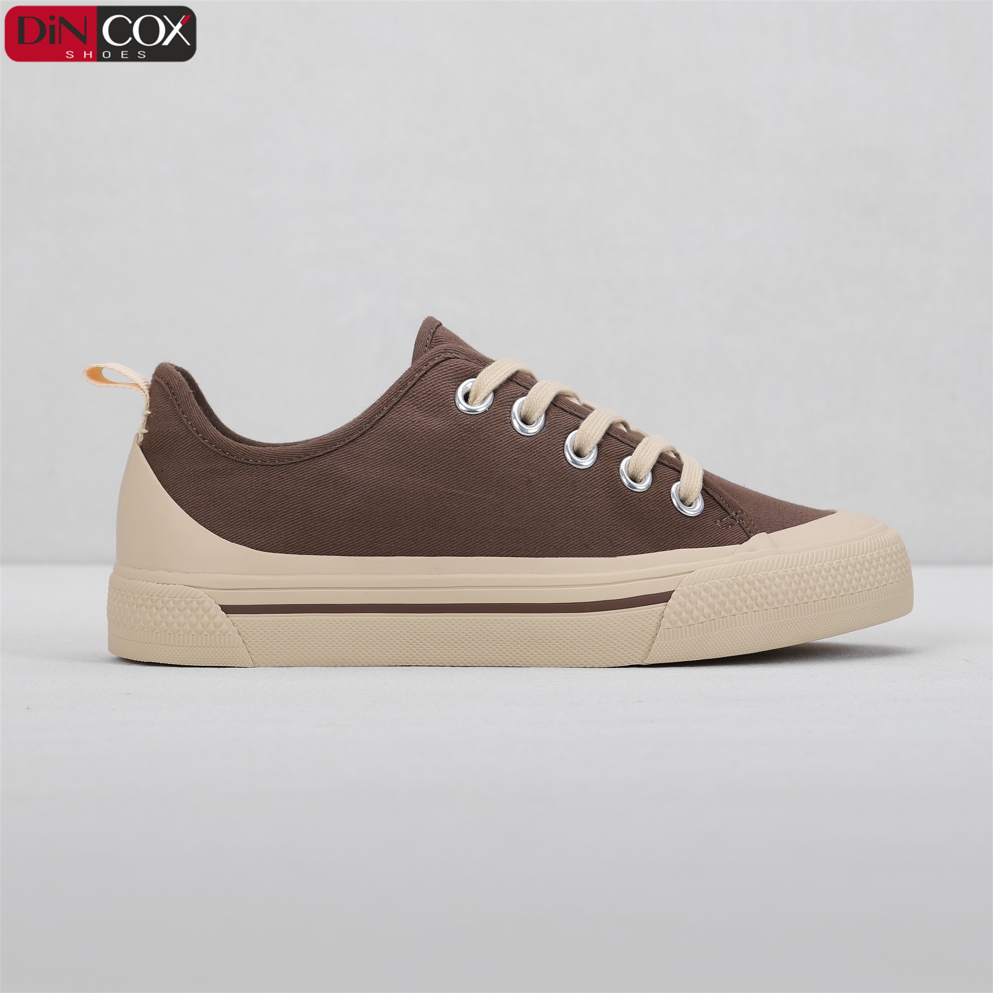 Giày thể thao Nữ Chất lượng Châu Âu, Chất vải Canvas mềm êm, ôm chân, thoáng khí, lớp lót cotton, đế cao su lưu hóa mềm C20 Chocolate
