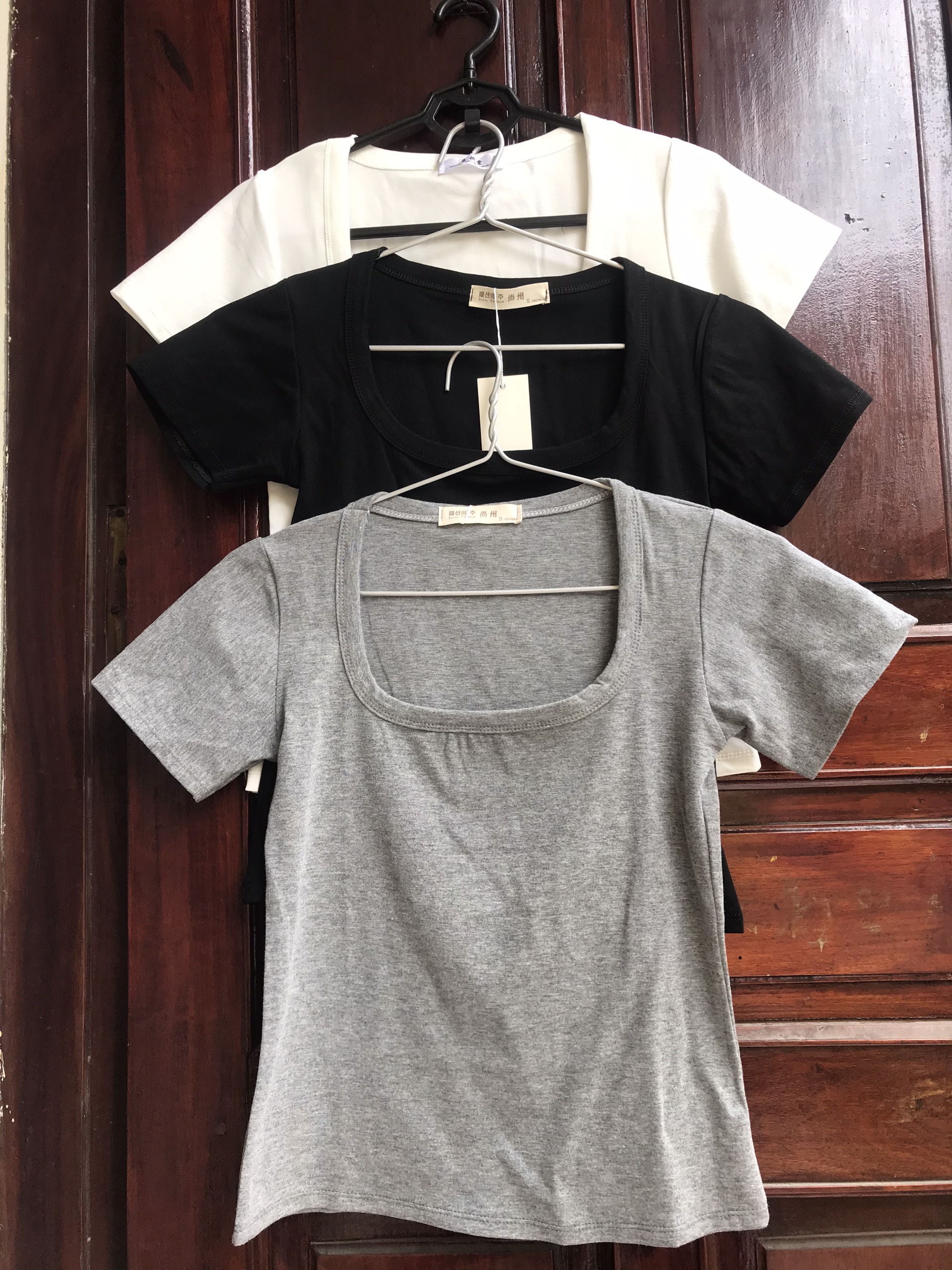 Áo phông nữ trơn cổ chữ U, Áo thun nữ mùa hè chất cotton bozip loại 1 Freesize dưới 60kg