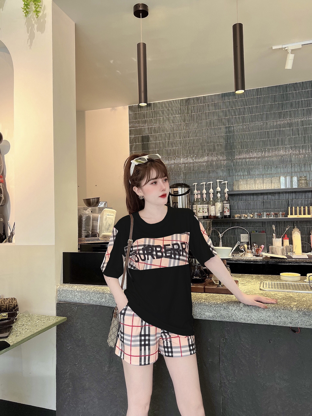 Đồ bộ thun đùi phối caro in 3D (2 màu 4 size từ 45 đến 70kg