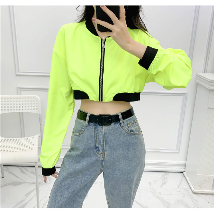 Áo khoác croptop cổ trụ màu xanh chuối - A03M