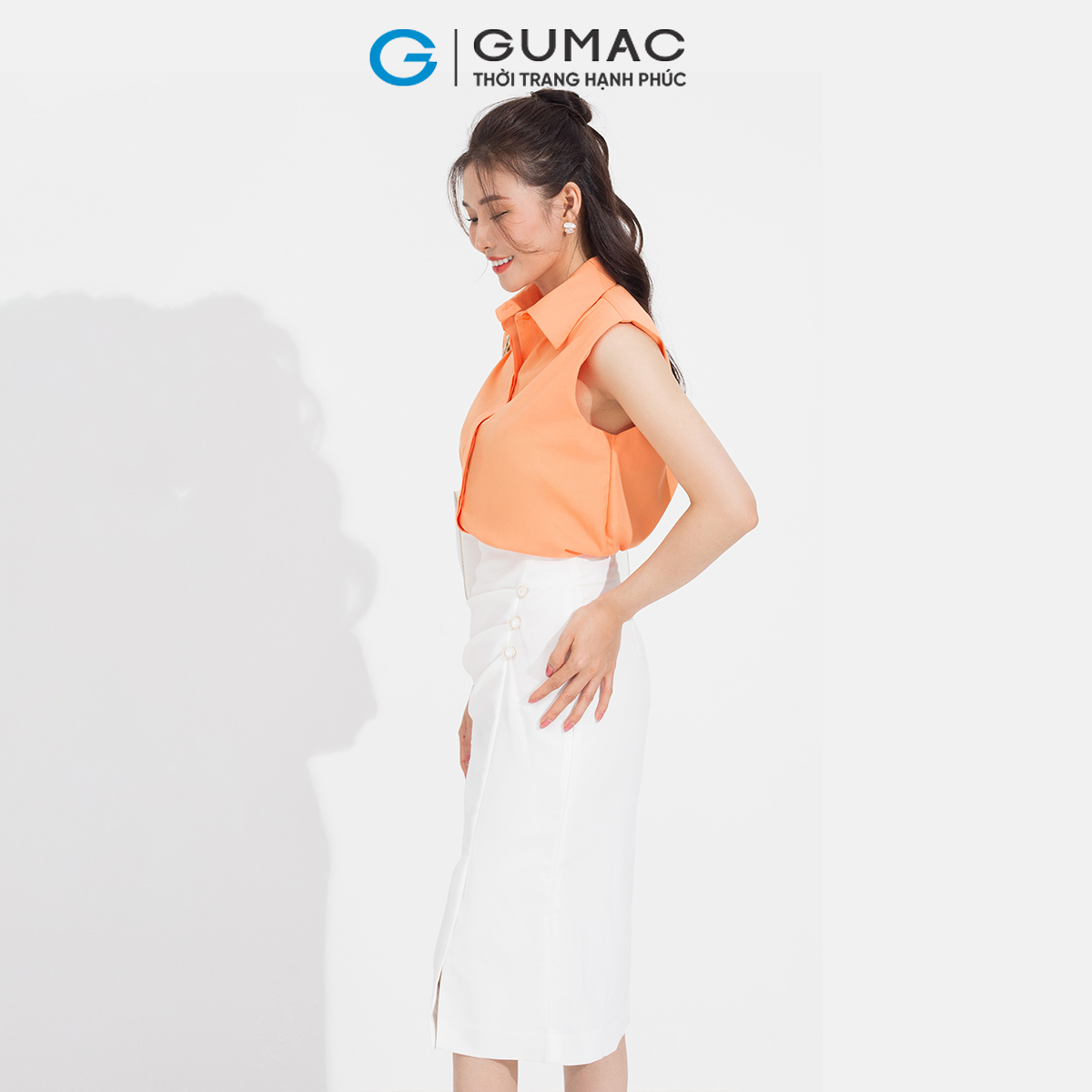 Áo sơ mi kiểu độn vai GUMAC AD05011