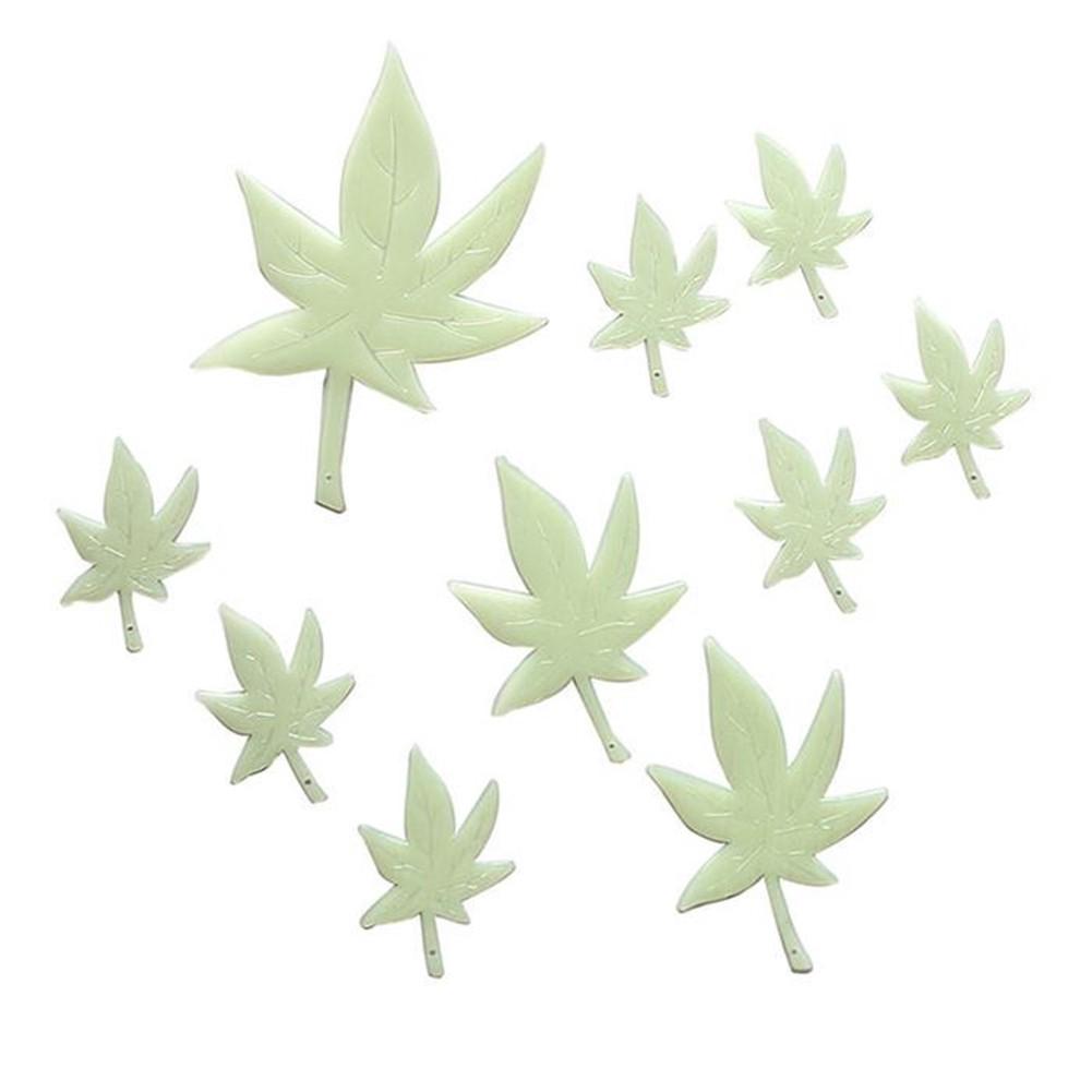 Bộ 10 miếng dán tường hình lá phong tím hiệu ứng dạ quang