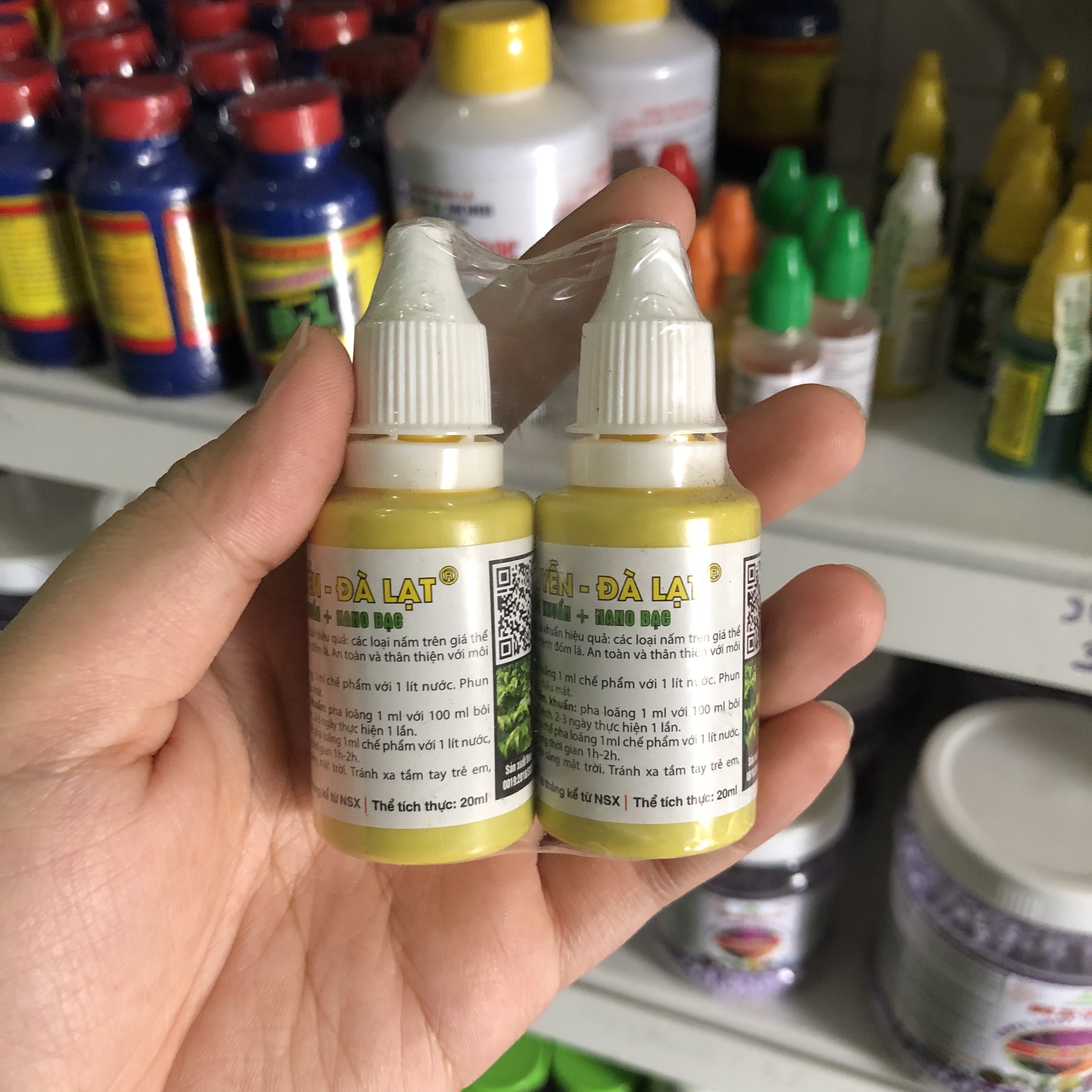 Nano Bạc Hùng Nguyễn lọ 20ml