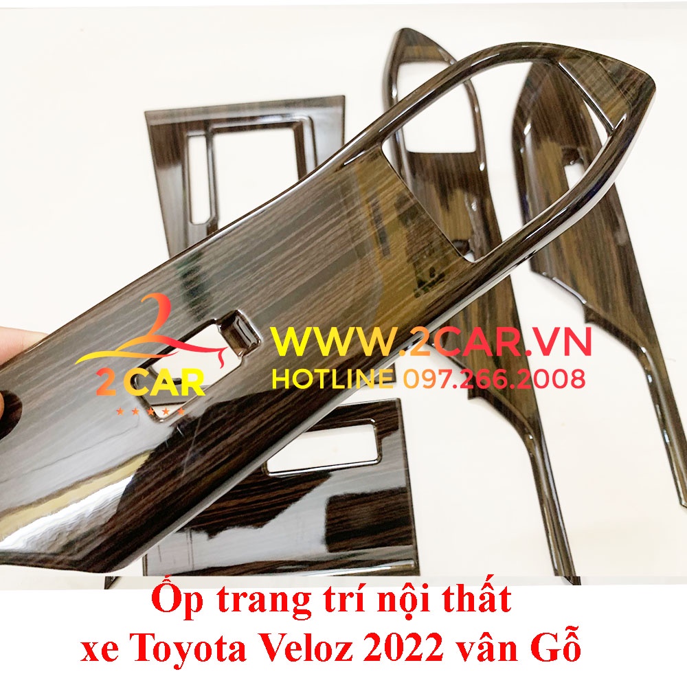Ốp nội thất vân Gỗ xe Toyota Veloz 2022, 2023 Hàng nhựa bóng cao cấp sang chảnh, độc lạ