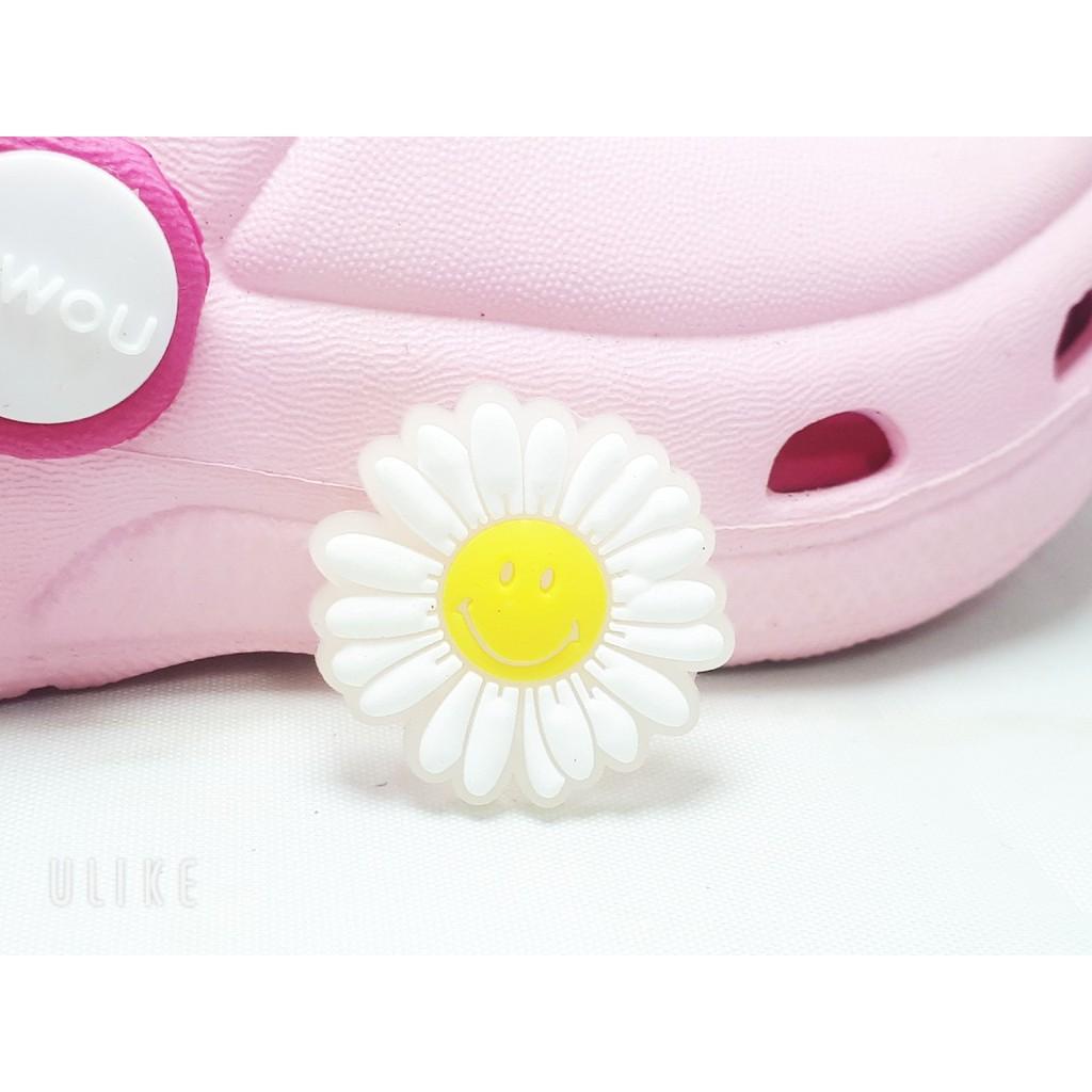 Sticker Jibbitz phản quang tự phát sáng dạ quang gắn dép sục/ dép cá sấu/ gắn dép crocs