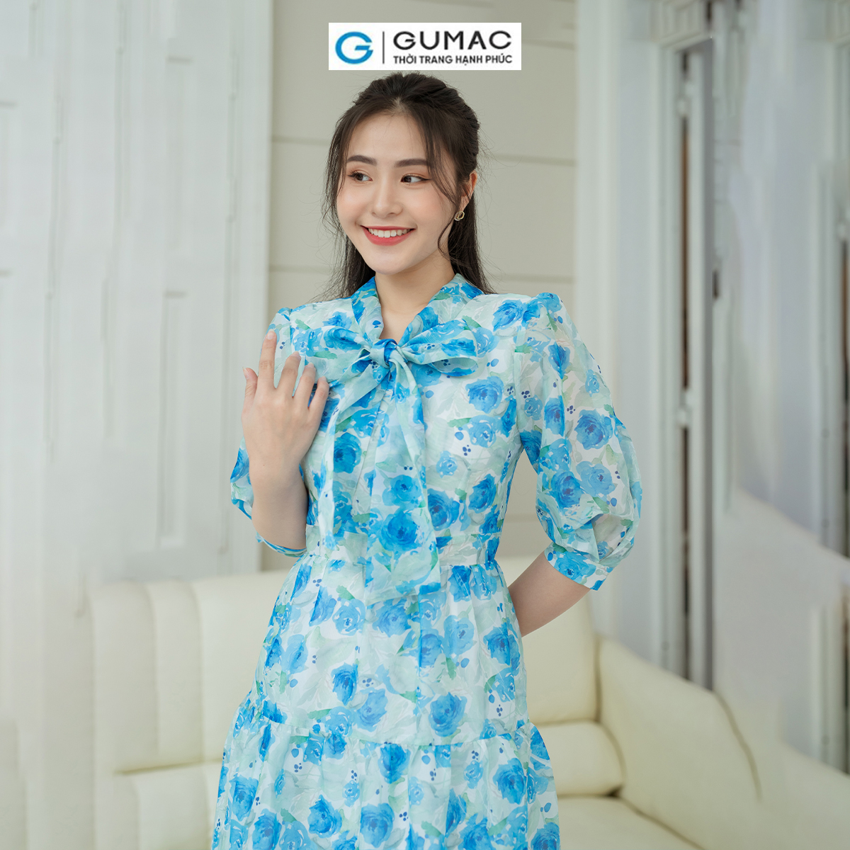 Đầm hoa cổ nơ GUMAC DD08035