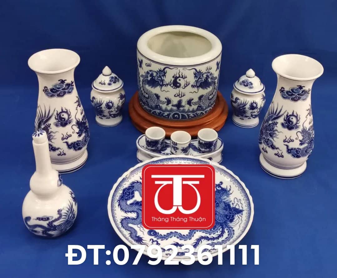 BỘ BÁT HƯƠNG VẼ RỒNG ĐẾ GỖ HƯƠNG