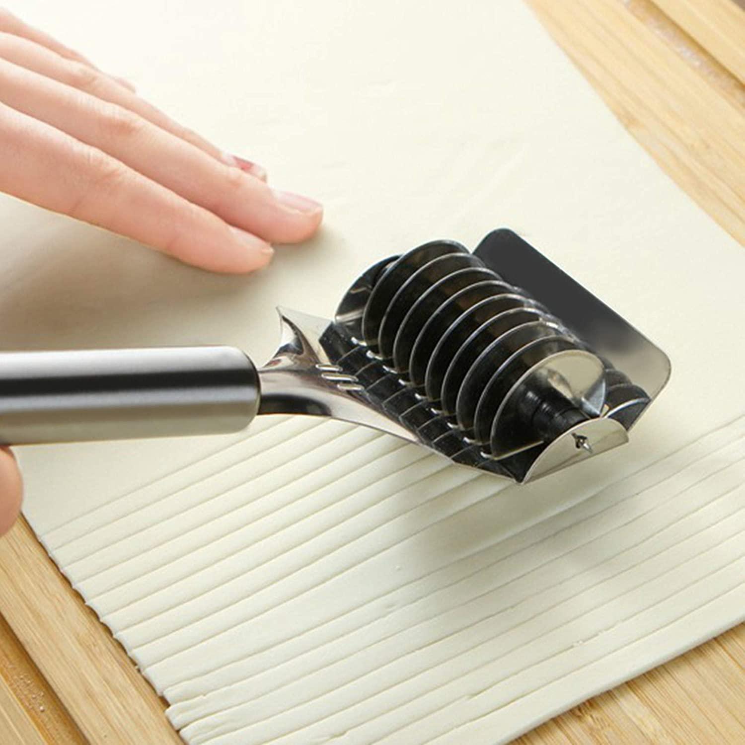 Con lăn cắt mì, tay cầm bằng thép không gỉ thoải mái chống trượt cao