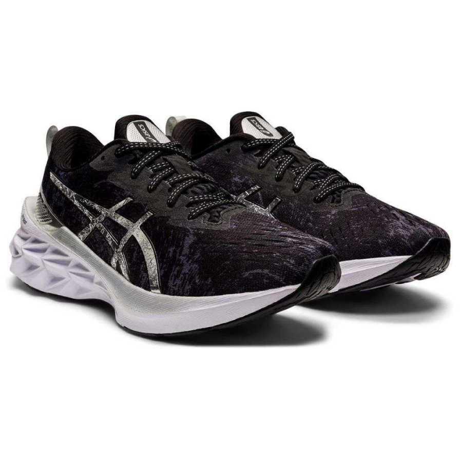 Giày chạy bộ nữ Asics NOVABLAST 2 PLATINUM 1012B286.020