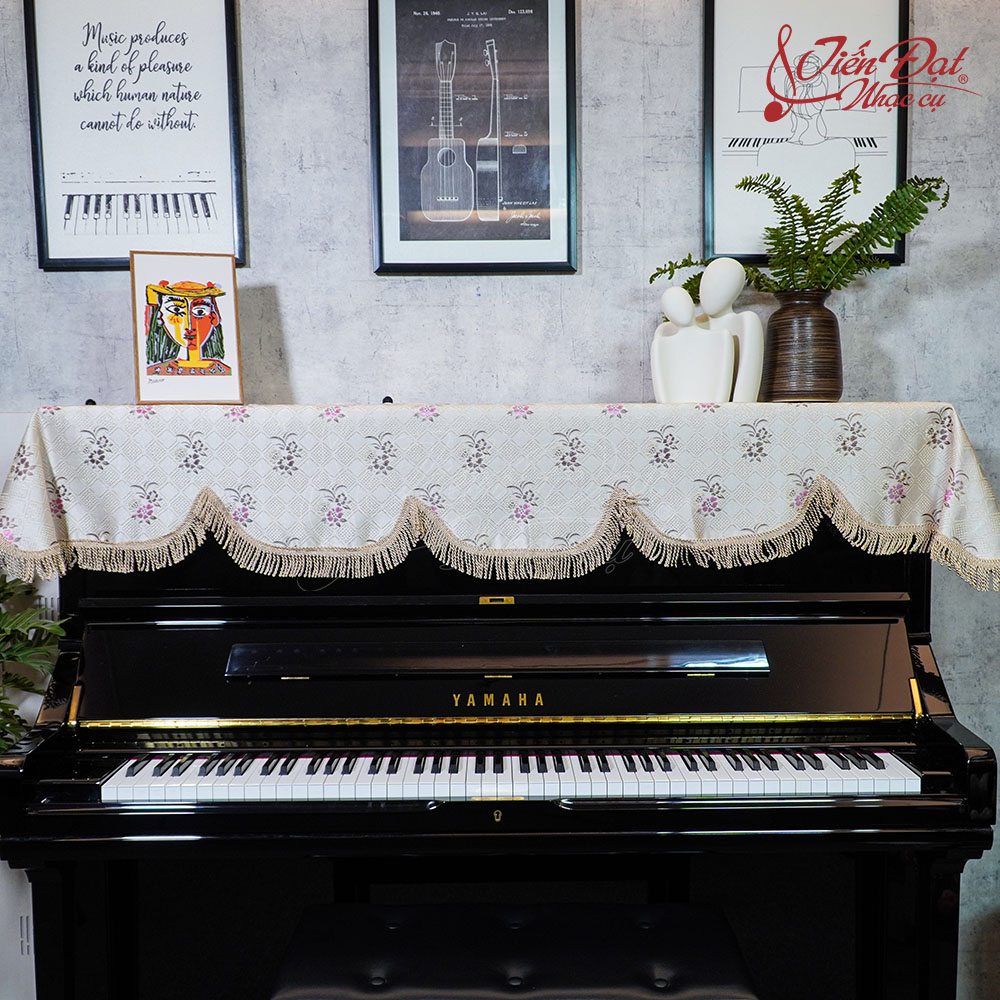 Khăn Phủ Đàn Piano Họa Tiết Hoa Tím, Viền Tua Rua Xoắn KU-025