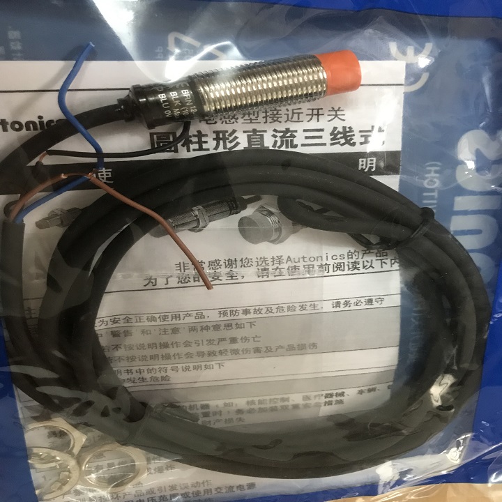 Cảm biến tiệm cận PR12-4DP Hàng nhập khẩu