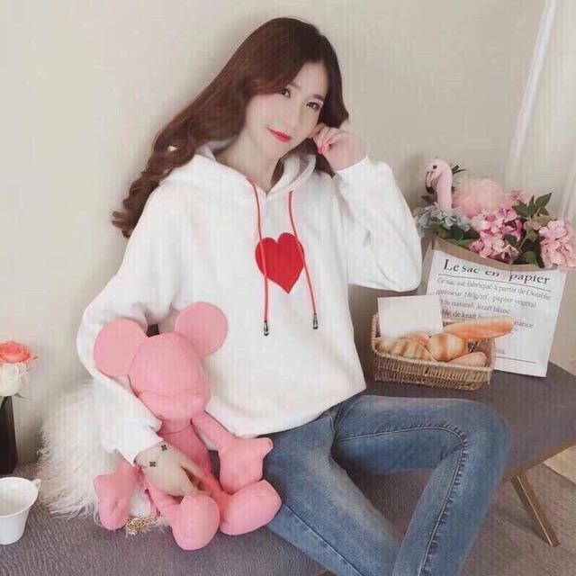 Áo hoodie nữ in qủa tim