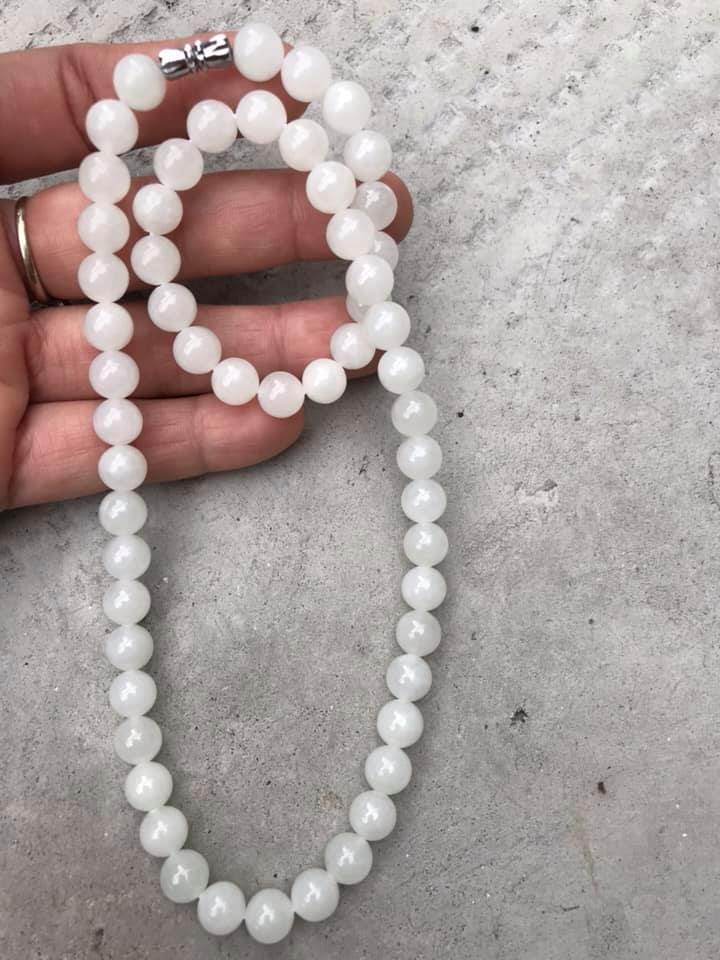Vòng Chuỗi Đeo Cổ Đẹp Mới Đá Ngọc Hoà Điền Tự Nhiên Size 8mm Màu Trắng Ngọc Đẹp Nữ mệnh Kim mệnh Thủy ạ