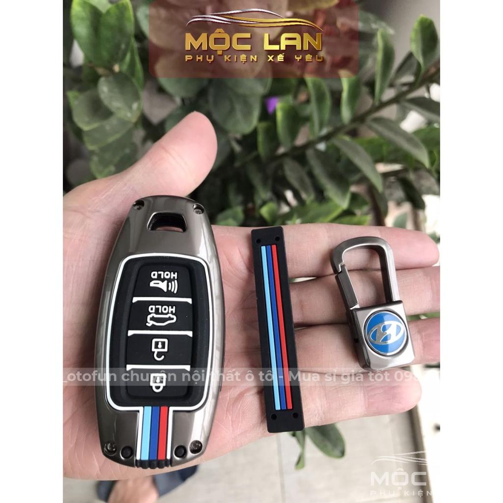 Ốp chìa khóa kim loại Hyundai Accent 2021 lịch lãm và sang trọng