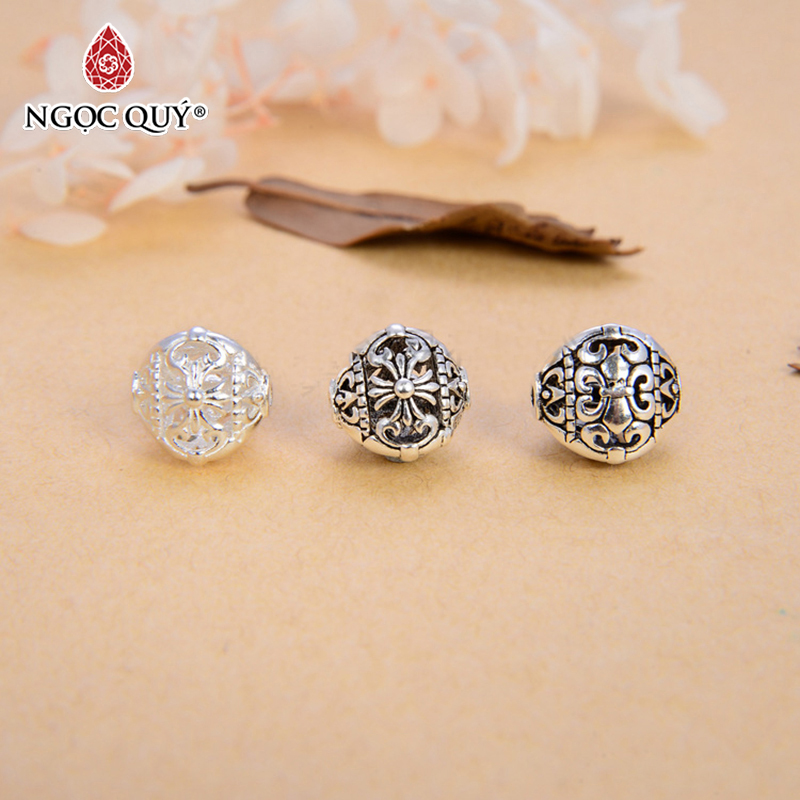 Charm xỏ ngang hạt hoa tiết hoa văn - Ngọc Quý Gemstones