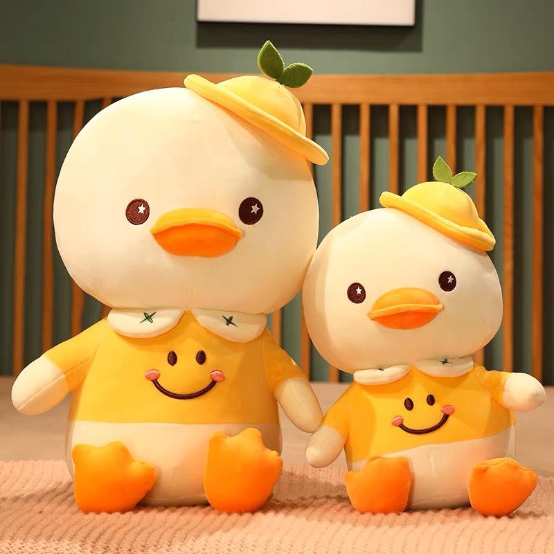 Gấu Bông - Vịt Nhồi Bông Vàng Đội Mũ Mềm Mịn Kích Thước 35cm - Panda Store