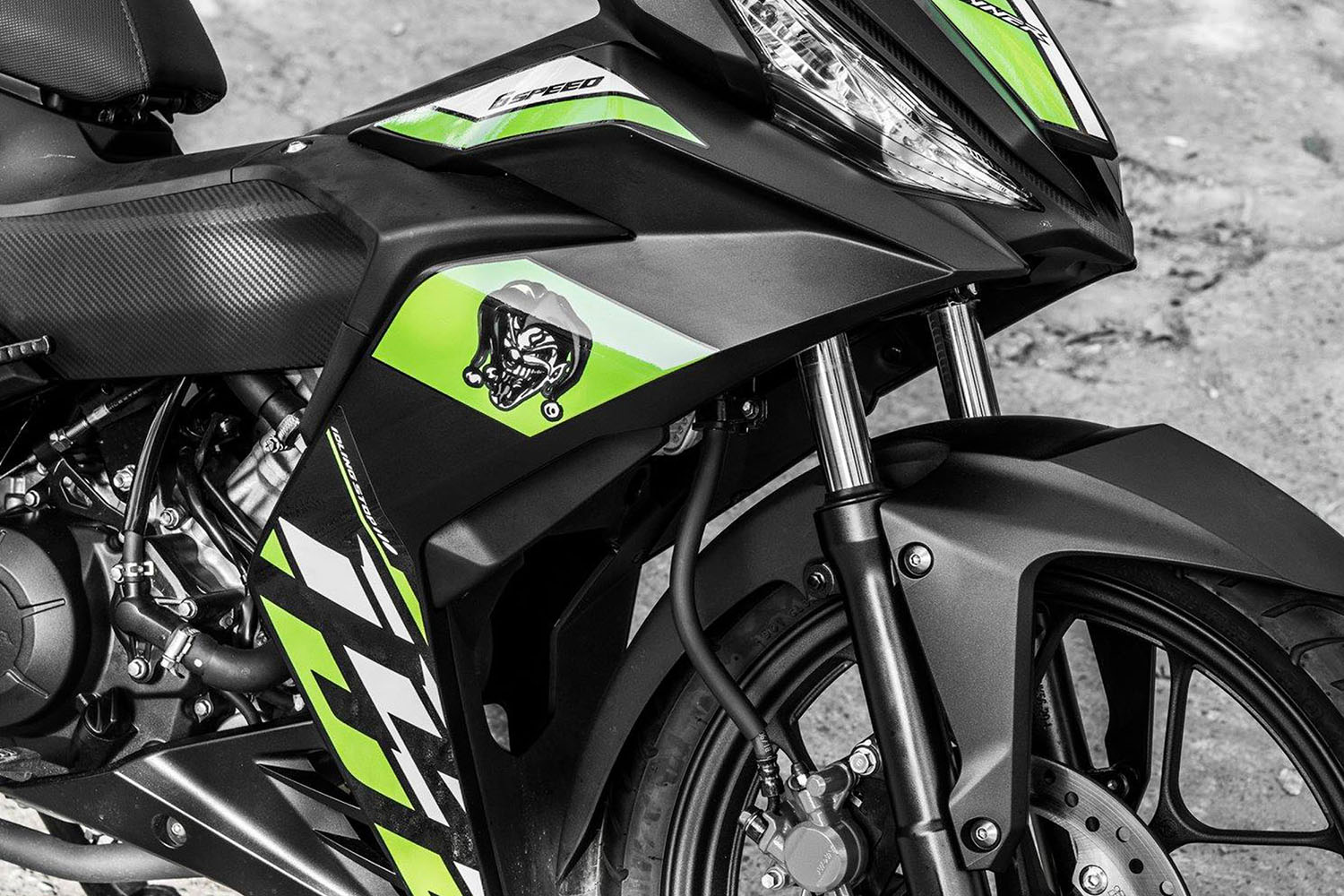 Tem trùm Winner 150 Green Black