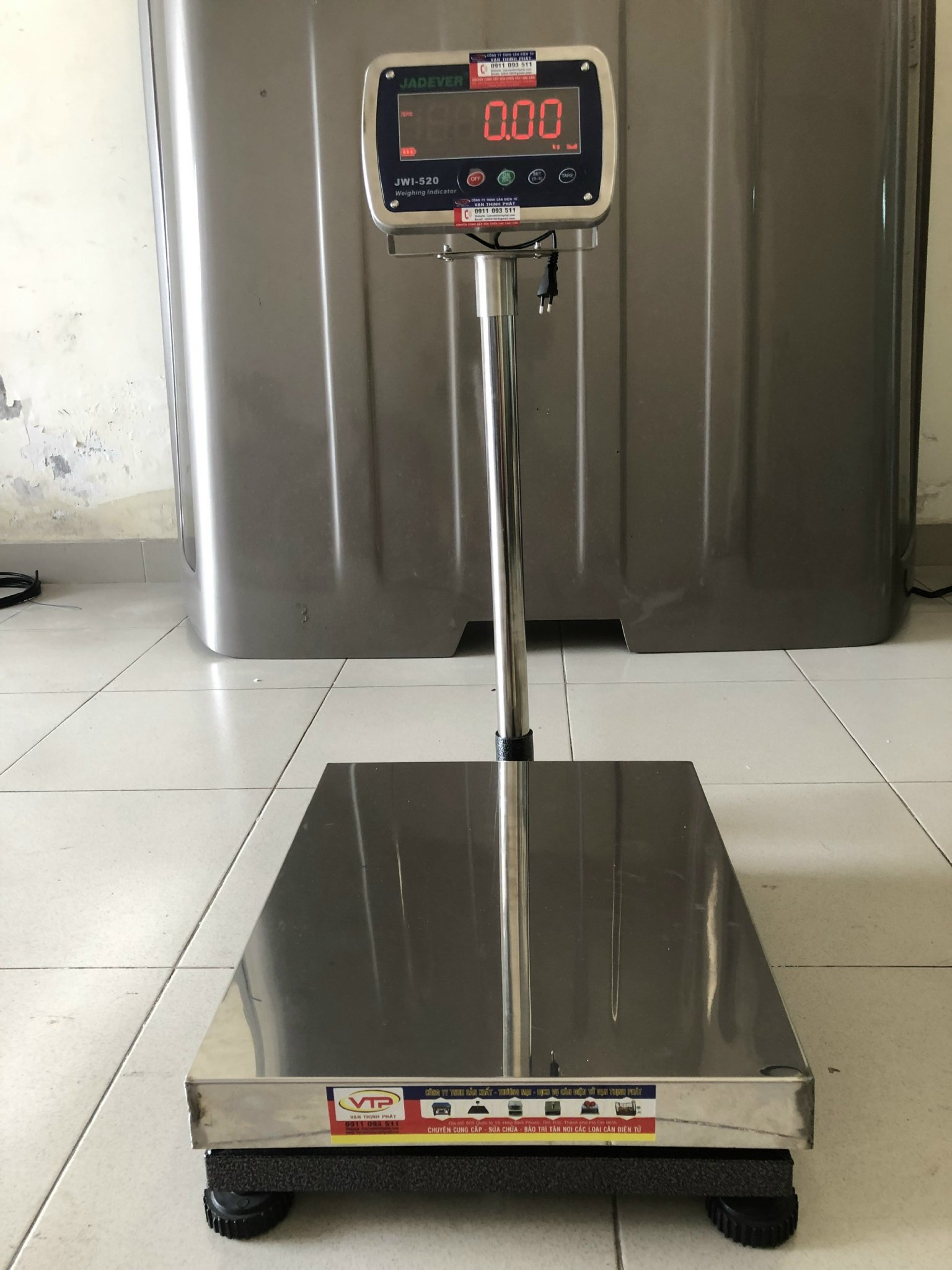 Cân Bàn Điện Tử JWI-520 500 kg