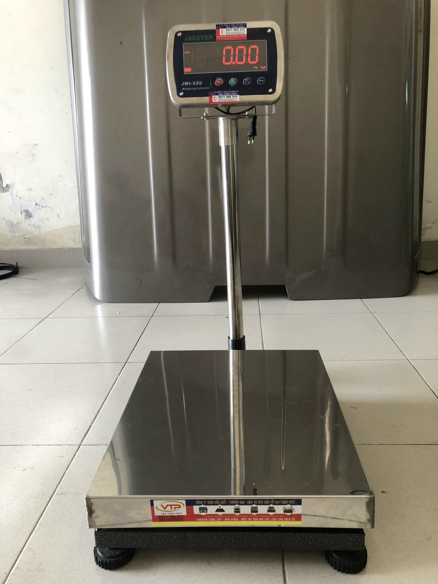 Cân Bàn Điện Tử JWI-520 100 KG