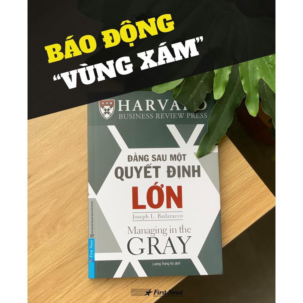 Đằng Sau Một Quyết Định Lớn - Bản Quyền