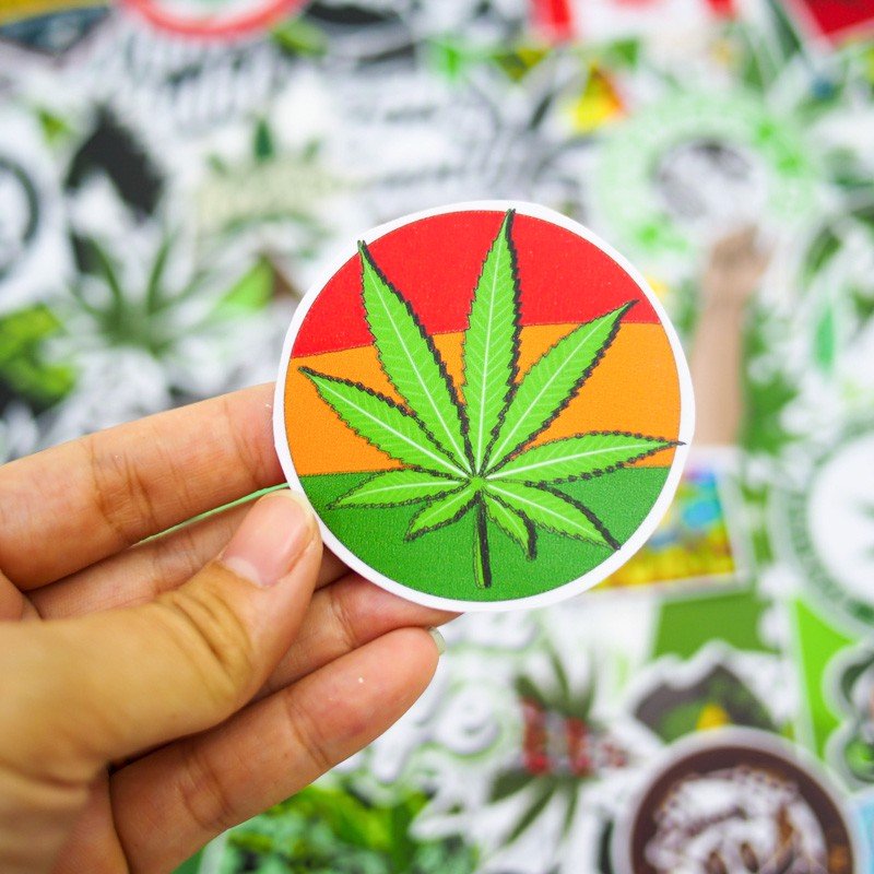 Hộp 100 Sticker Weed dán Laptop, Vali, Mũ bảo hiểm, Điện thoại, Xe máy, hình dán chủ đề Weed