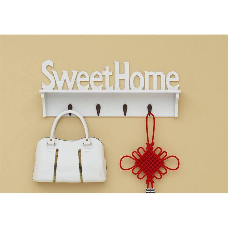 Kệ treo tường kết hợp móc treo đồ hoa văn SweetHome Comadecor (Trắng)