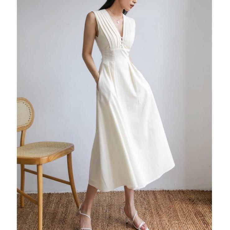 Đầm midi xòe dài cotton xếp ly cổ V trắng đen sát nách không tay ivy fashion đi biển dự tiệc dạo phố