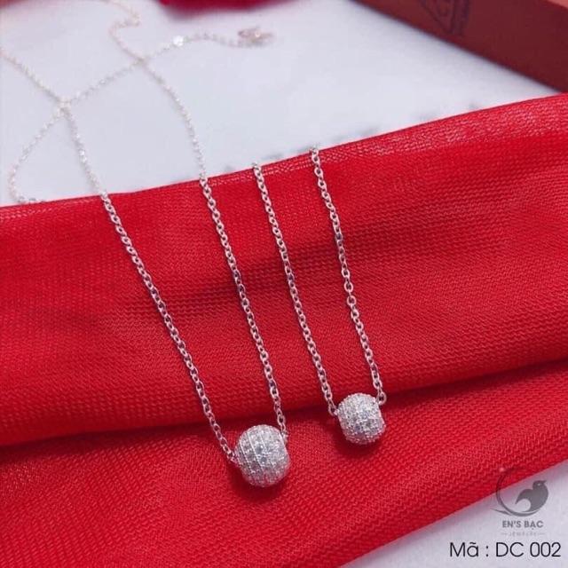 Dây mặt cầu bạc sang chảnh dễ đeo