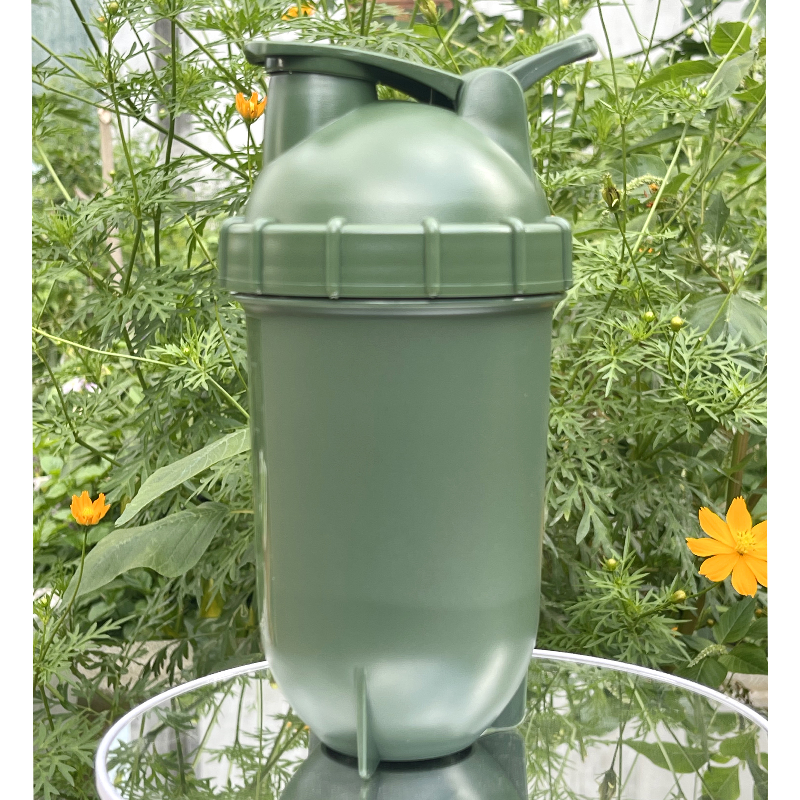 Bình lắc Shaker pha sữa cho người tập GYM hiệu APPLIED NUTRITION - Bình nước thể thao Shaker 400 ml