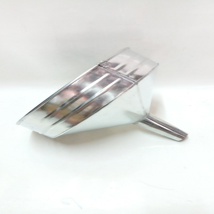 QUẶNG TON CỰC ĐẠI ĐƯỜNG KÍNH 35CM.