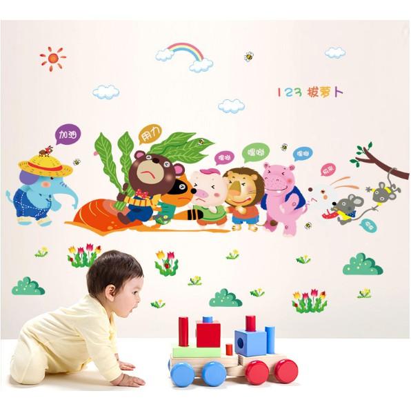 Decal dán tường trang trí - Các thú giúp kéo Củ Cà Rốt 02