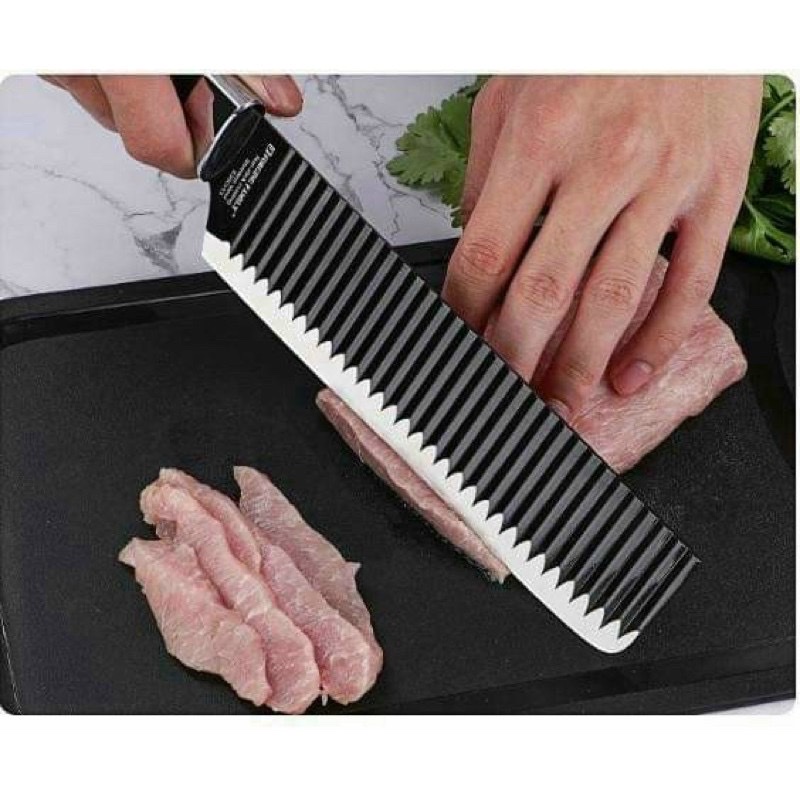 Dao đen mũi vuông ,chống dính lưỡi dao thép không rỉ ,dao bếp thiết kế gợn sóng , sắc bén ,cán dao bọc cao su chắc chắn chống trơn trượt thiết kế phù hợp với tay cầm