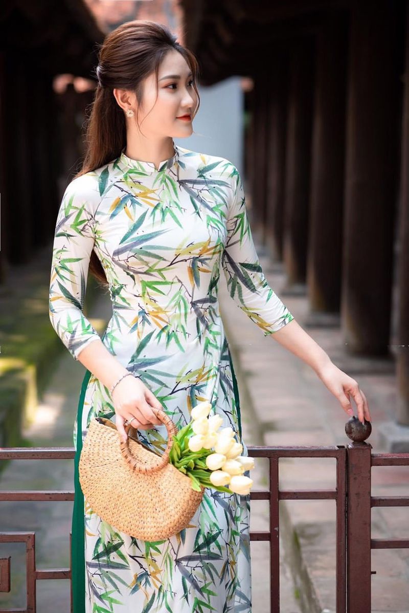 Set áo dài truyền thống tay dài họa tiết lá trúc