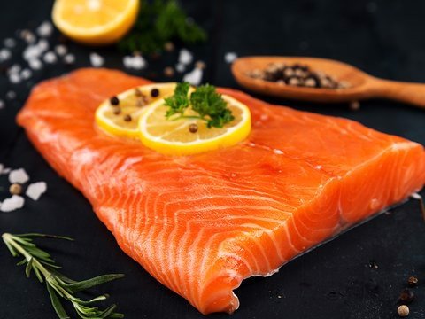 Đuôi cá hồi tươi fillet