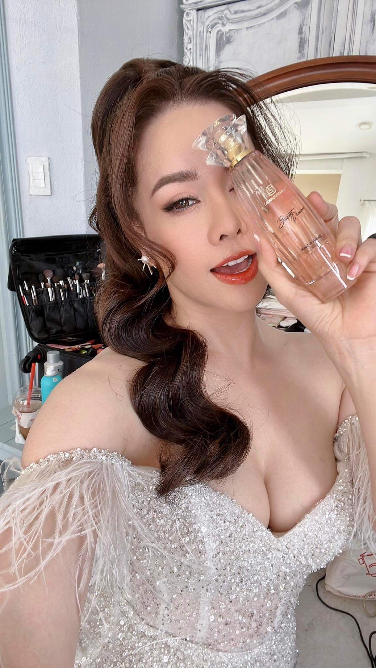 Nước Hoa Nữ Laura Sunshine - Nhật Kim Anh - No1 - 100ml - Bouqet Precieux Laura Paris