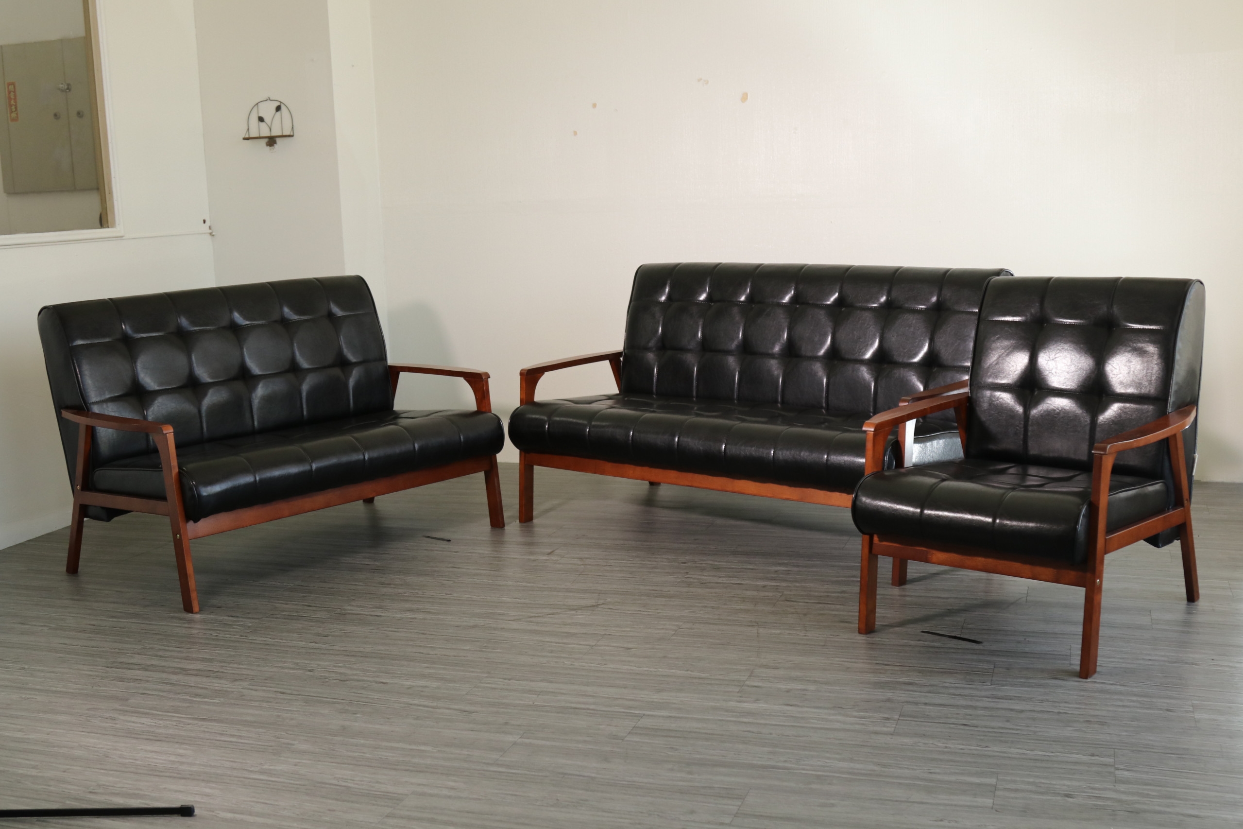Sofa cổ điển Juno sofa ghế đôi màu nâu, đen