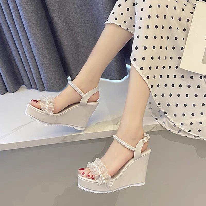 Sandal nữ quai bèo ngọc đế xuồng 10 phân (Mã 951 - quai bèo ngọc