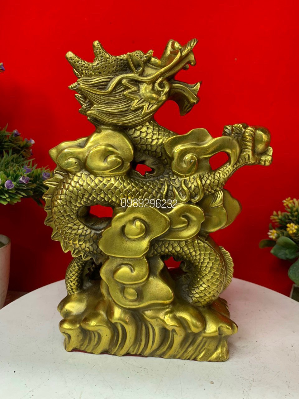 Tượng RỒng đế sóng mây cá bằng đồng vàng