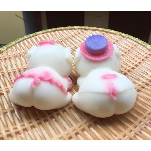 Khuôn heo gái siêu vòng 3