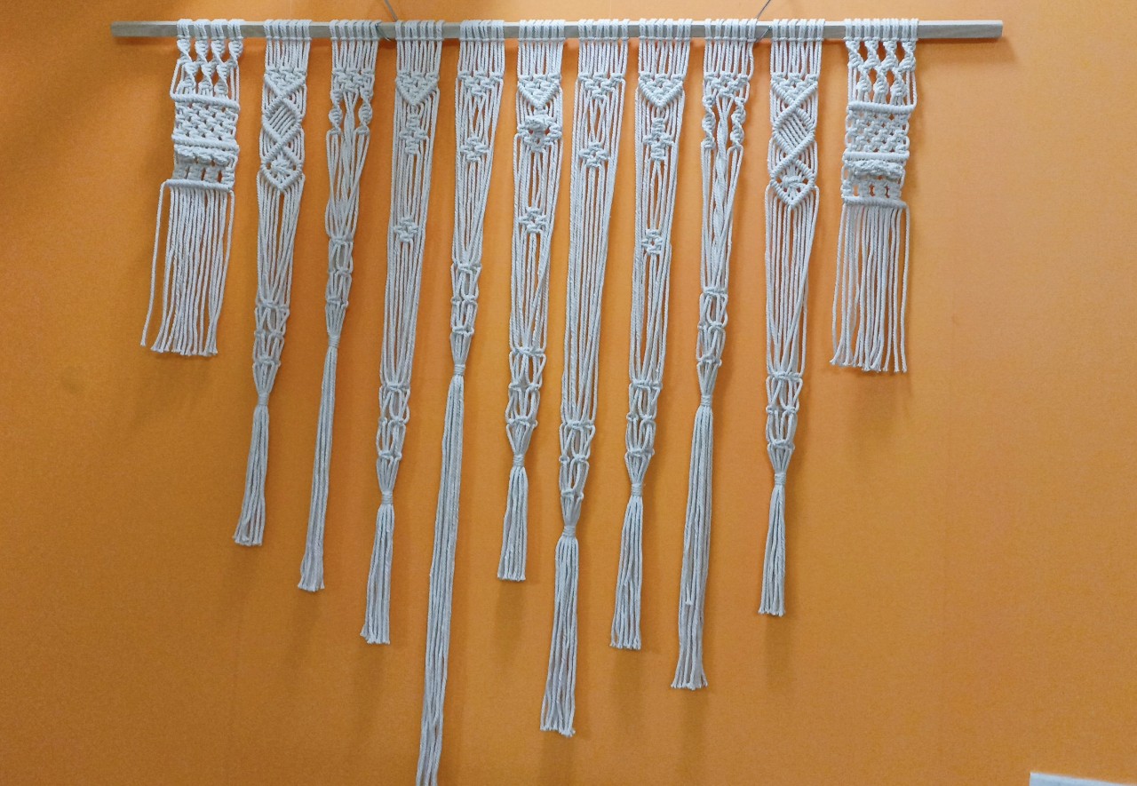 Dây tết macrame handmade treo trang tường lọ hoa xinh xinh