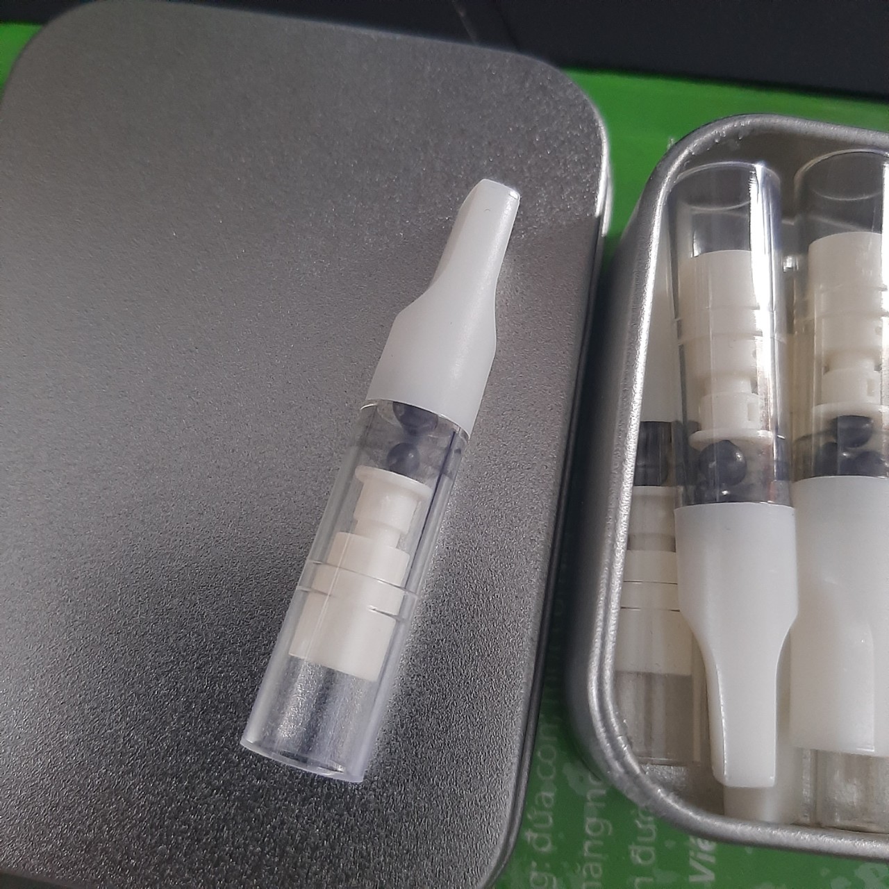 Hộp 18 đầu lọc thuốc lá tinh thể nano bảo vệ sức khỏe, hộp thiếc sang trọng