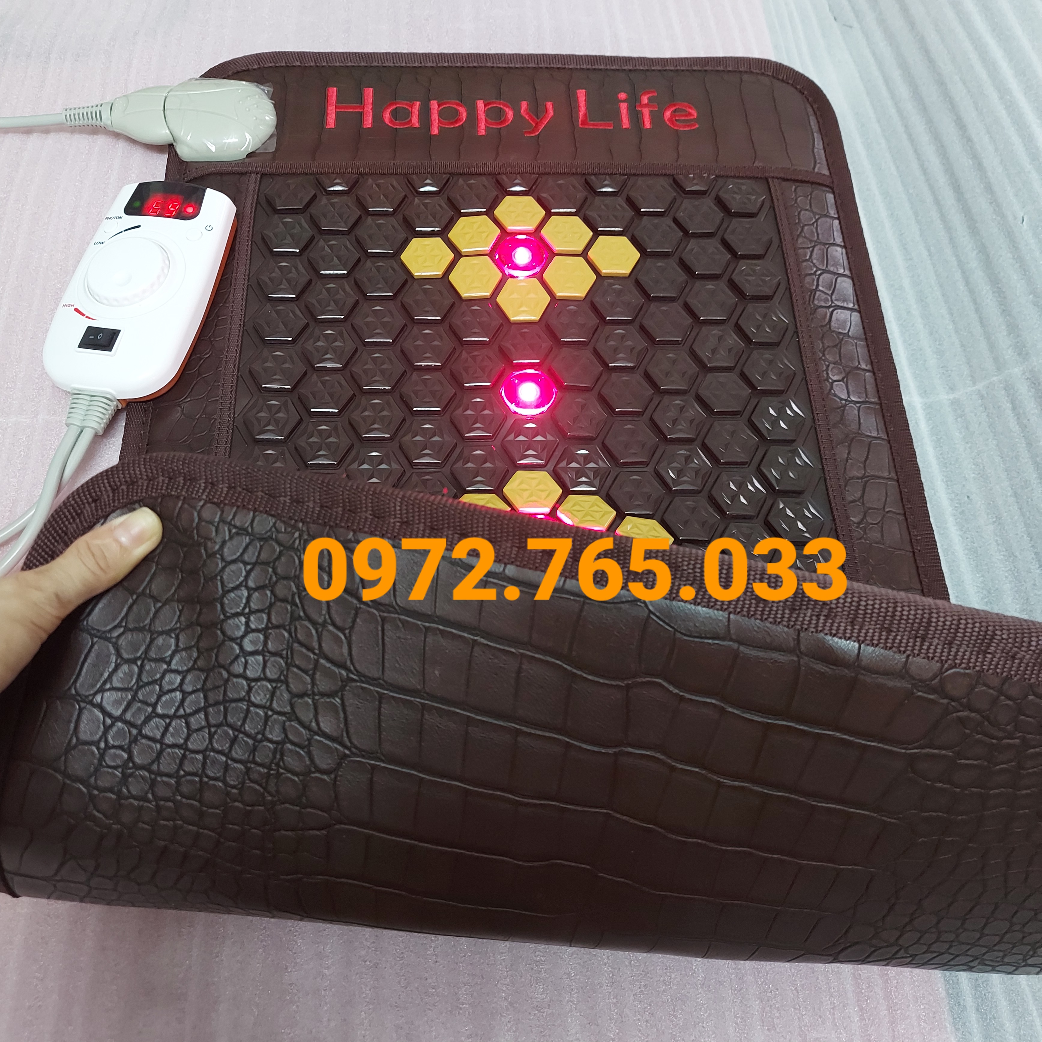 Thảm đá nóng Laser Hàn Quốc Happy Life 80x45cm