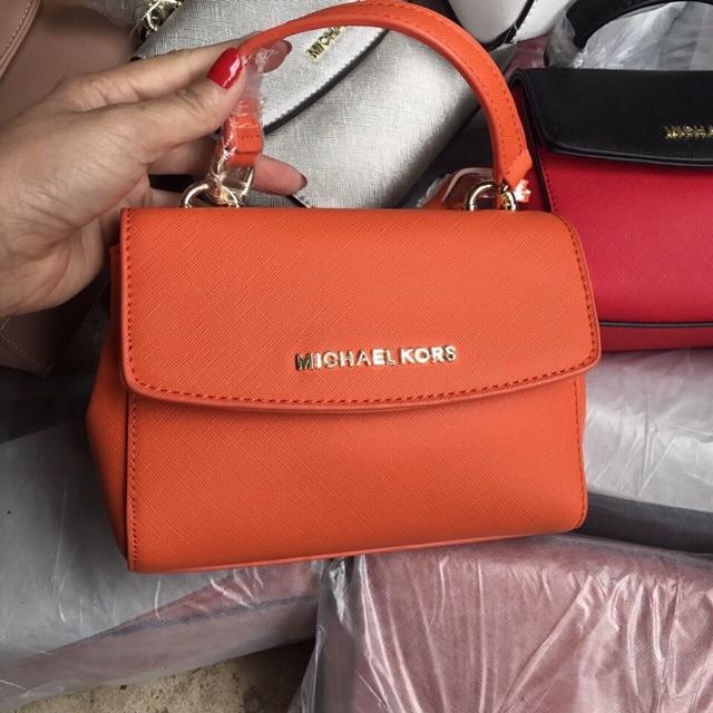 Túi xách MK size 20 6012A