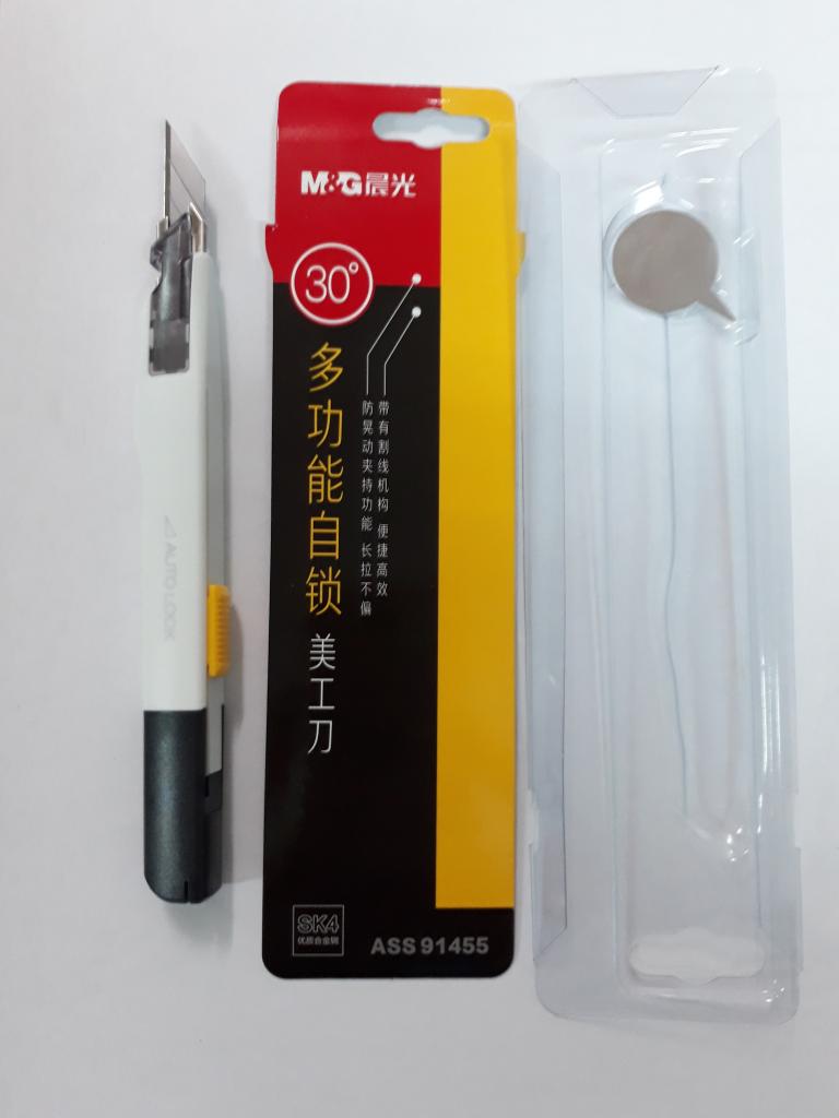 Dao rọc giấy M&amp;G ASS91455 (12/144) 9mm,